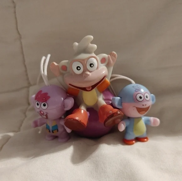 dora Lot 8 - Picture 3 of 4